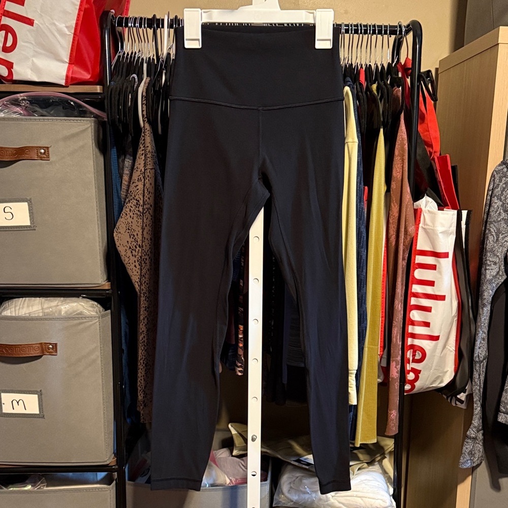 Lululemon Align Pant II 25" Sz 4 Black 4046